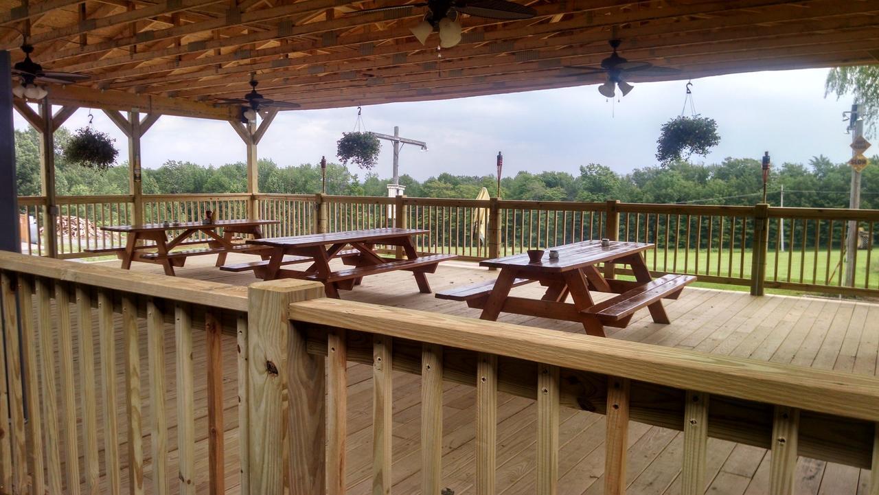 Lakewood Lodge & Restaurant Dış mekan fotoğraf